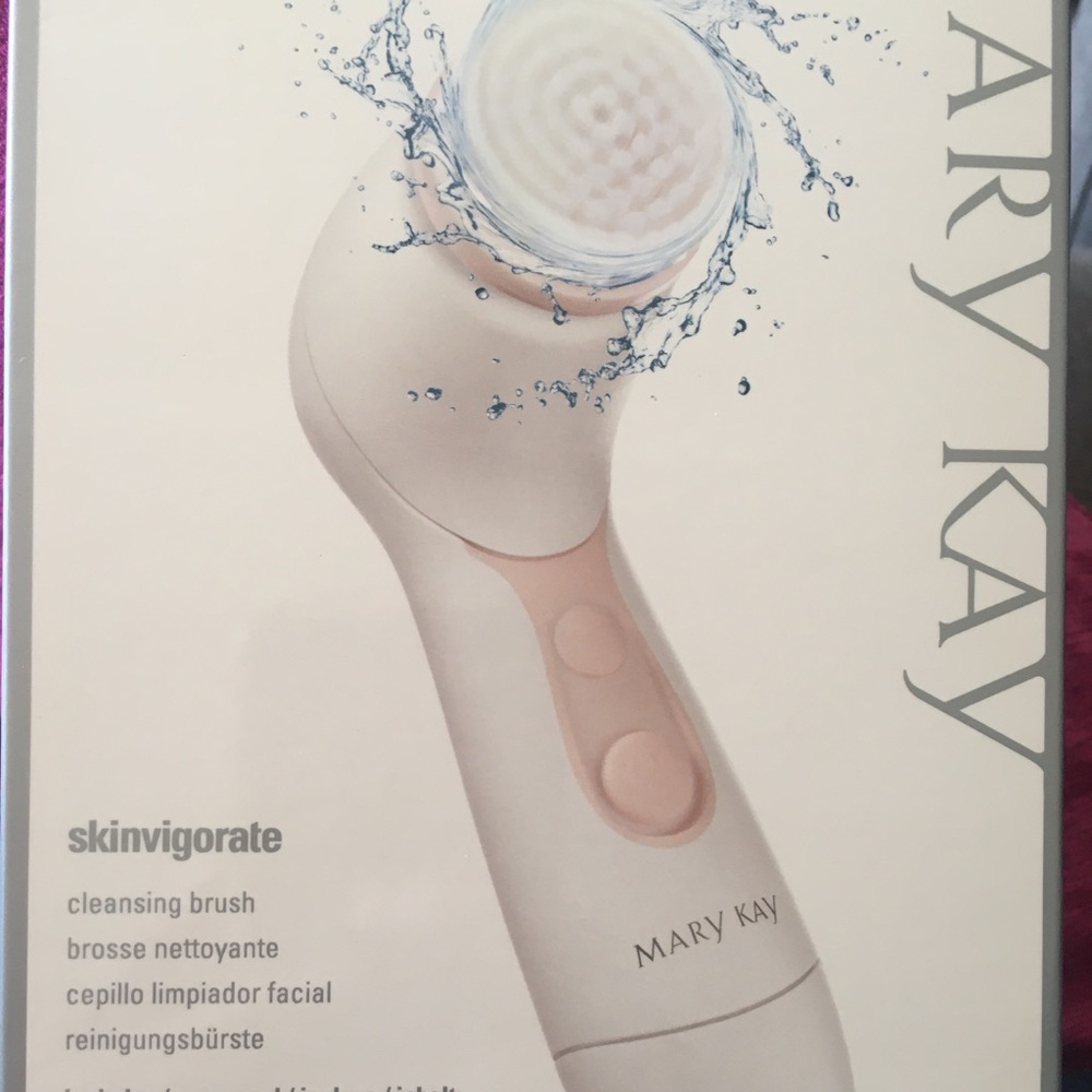 Mary Kay Skinvigorate Brush